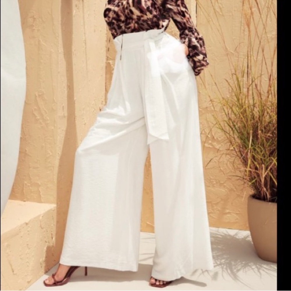 Jealous Tomato White Wide-Leg Tie Front Pants size M